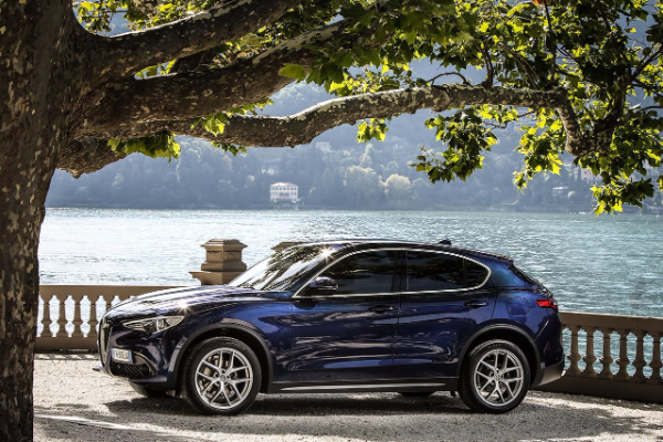 performanse-i-ekonomicnost-alfa-romeo-stelvio-dobija-dva-nova-motora