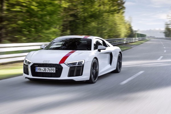 ogranicena-linija-audi-r8-v10-rws-superautomobila-