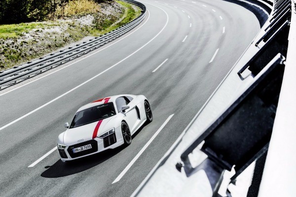 ogranicena-linija-audi-r8-v10-rws-superautomobila-