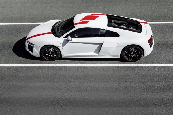 ogranicena-linija-audi-r8-v10-rws-superautomobila-