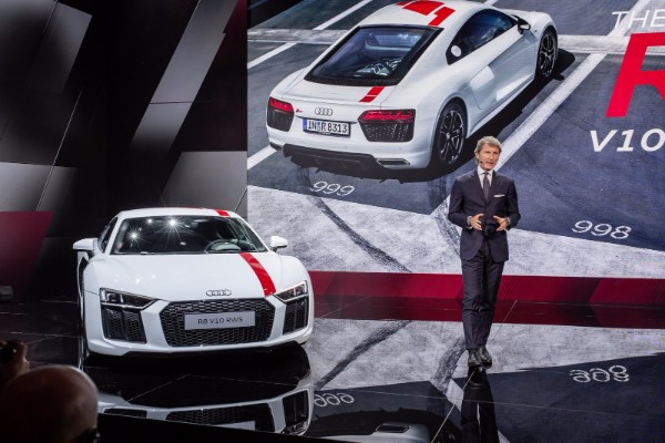 ogranicena-linija-audi-r8-v10-rws-superautomobila-