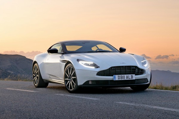 amg-v8-cini-aston-martin-db11-jos-besnijim