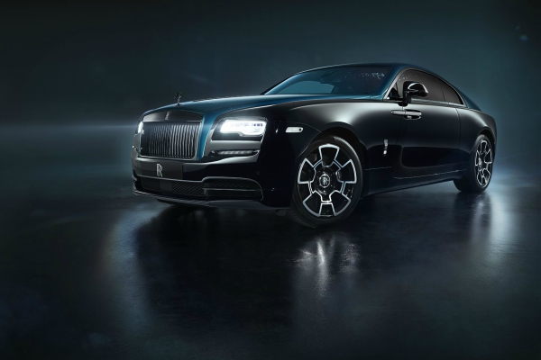 Rolls-Royce Adamas kolekcija čini Black Badge još mračnijom linijom