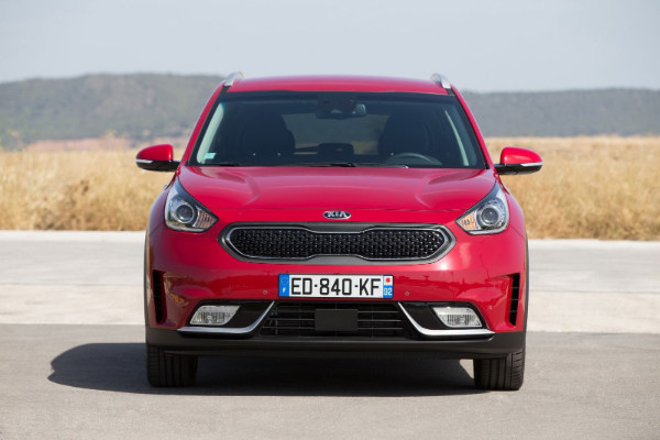 kia-niro-optima-i-sedona-dobijaju-pogon-na-svim-tockovima