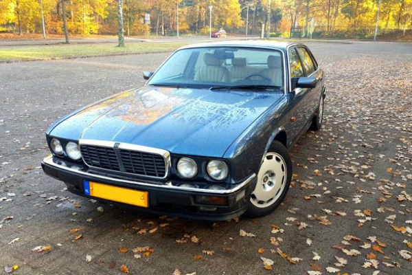 posebna-linija-elegantnih-jaguar-xjr-modela