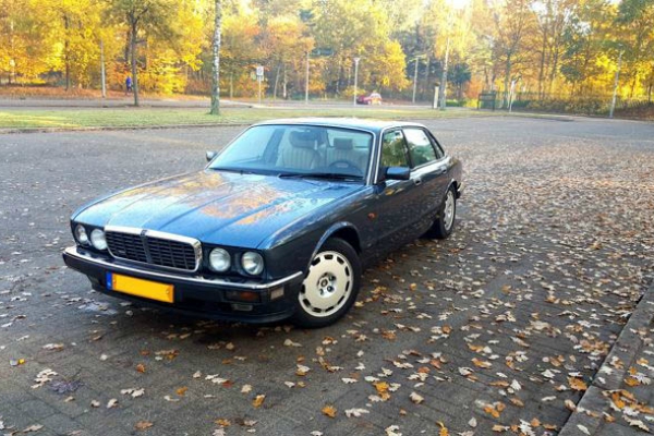 posebna-linija-elegantnih-jaguar-xjr-modela