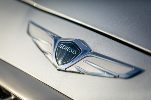 genesis-g70-dolazi-ga-glavni-rival-bmw-3-liniji-