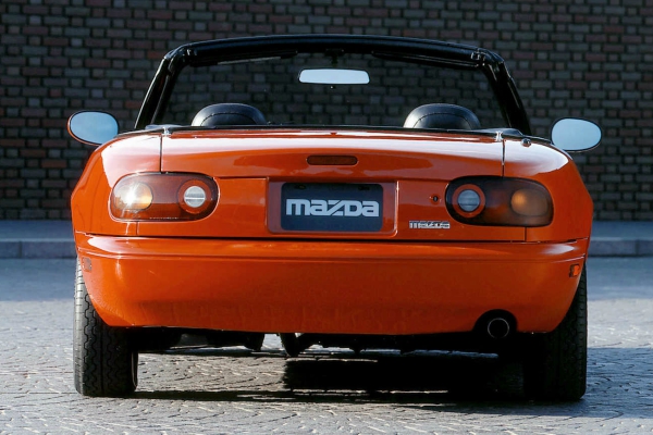 mazda-mx-5-miata-svakog-dana-postaje-sve-skuplji-model