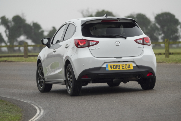 mazda2-dobija-sport-black-limited-edition