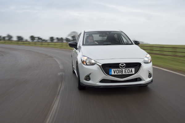 mazda2-dobija-sport-black-limited-edition