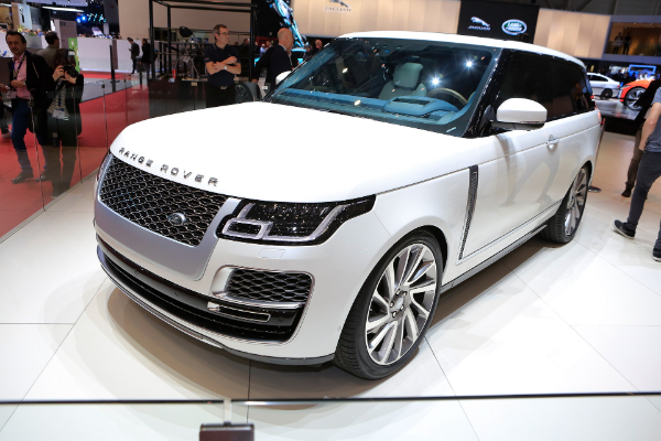 range-rover-ogranicava-sv-kupe-radi-zastite-vrednosti