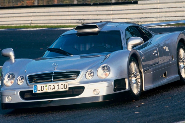 clk-gtr-je-jedan-od-najludjih-v12-modela-ikada-