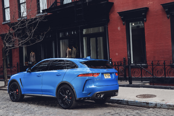 jaguar-predstavlja-f-pace-svr-sa-542-ks-