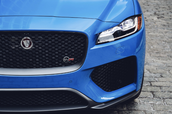 jaguar-predstavlja-f-pace-svr-sa-542-ks-