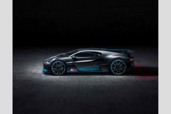 bugatti-divo-debituje-sa-1500-ks-i-40-jedinica