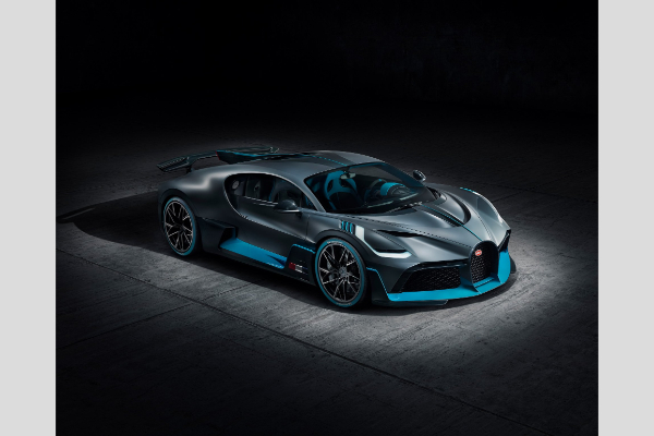 bugatti-divo-debituje-sa-1500-ks-i-40-jedinica