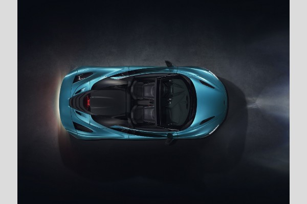 2019-mclaren-720s-spider-kombinuje-tvrdi-sklopivi-krov-sa-710-ks