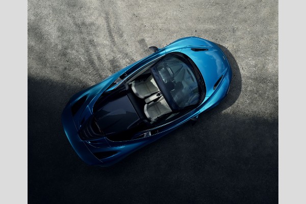 2019-mclaren-720s-spider-kombinuje-tvrdi-sklopivi-krov-sa-710-ks