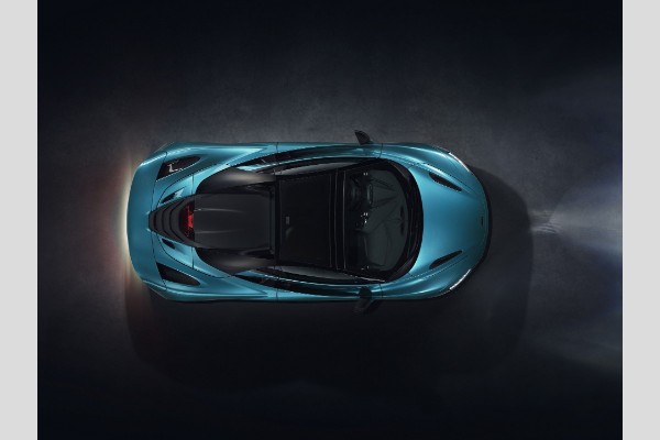 2019-mclaren-720s-spider-kombinuje-tvrdi-sklopivi-krov-sa-710-ks