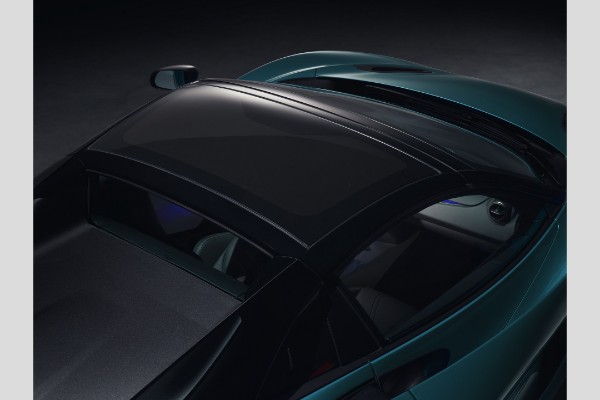 2019-mclaren-720s-spider-kombinuje-tvrdi-sklopivi-krov-sa-710-ks