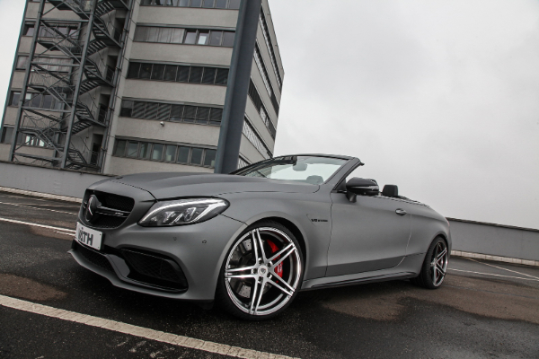 mercedes-amg-c63-krstarice-sa-po-700-ks