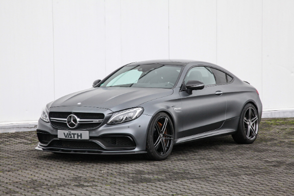 mercedes-amg-c63-krstarice-sa-po-700-ks