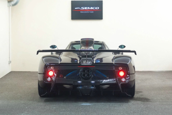 besprekorni-pagani-zonda-760-predstavlja-retku-zverku-na-trzistu-polovnjaka