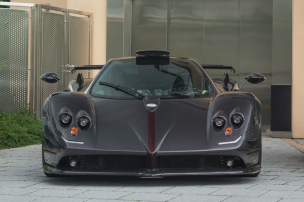 besprekorni-pagani-zonda-760-predstavlja-retku-zverku-na-trzistu-polovnjaka