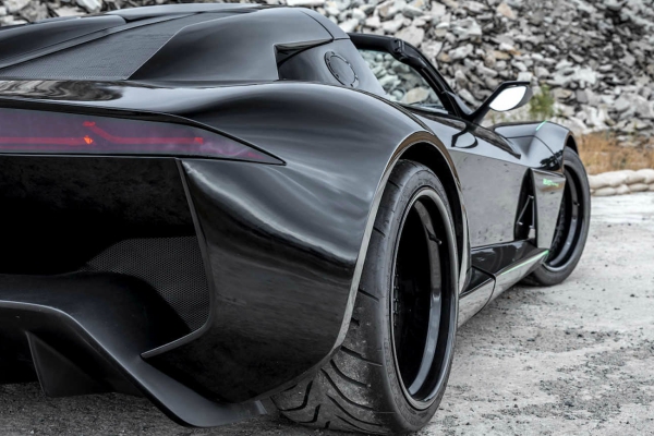 rezvani-beast-alpha-x-blackbird-model-dobio-je-ime-po-avionu-i-700-ks