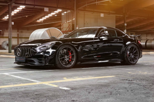 edo-competition-maksimalno-brutalizuje-amg-gt-r-model-