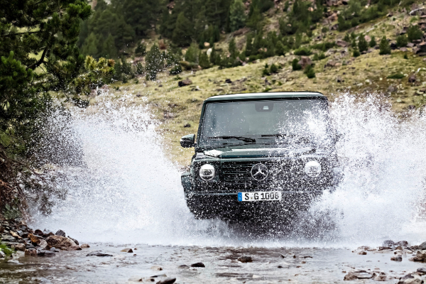 mercedes-amg-g63-debituje-u-Zenevi