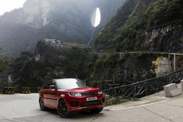 uspon-range-rover-sport-phev-modela-uz-999-stepenika