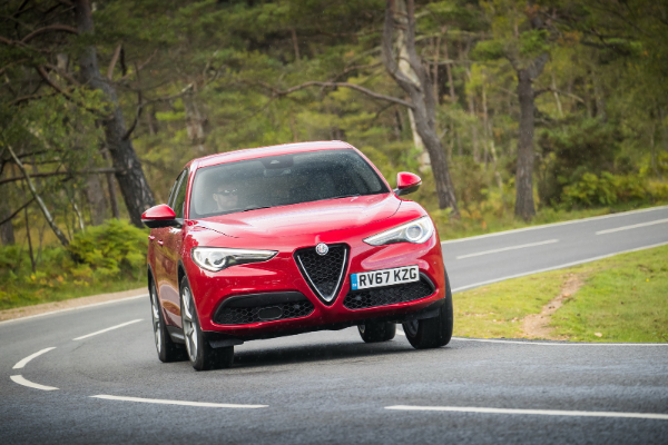 alfa-romeo-napada-bmw-x5-i-mercedes-gle-novim-terencem