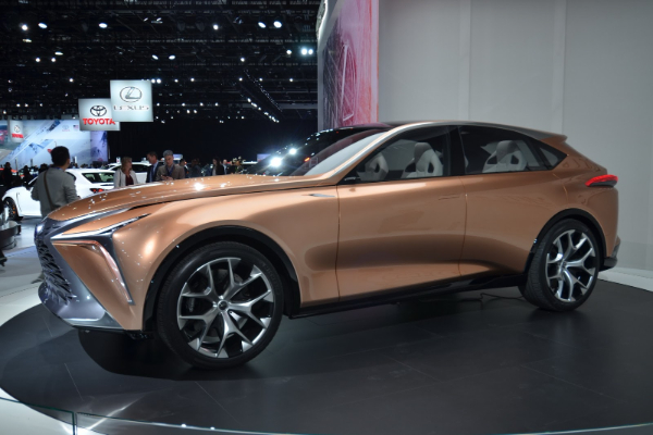 lexus-lf-1-predstavlja-buducnost-suv-opsega-kompanije-lexus