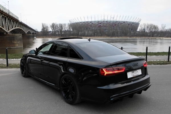 predstavljamo-rs6-sedan-model-koji-audi-nikada-nije-napravio