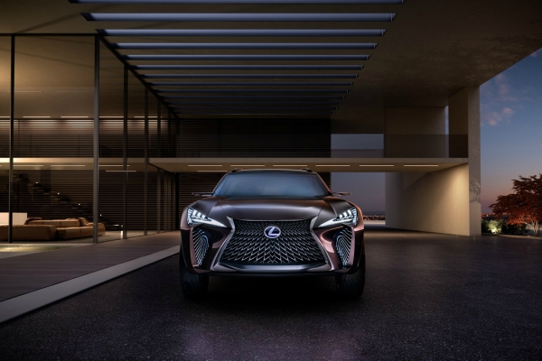 lexus-ux-debituje-na-sajmu-u-Zenevi