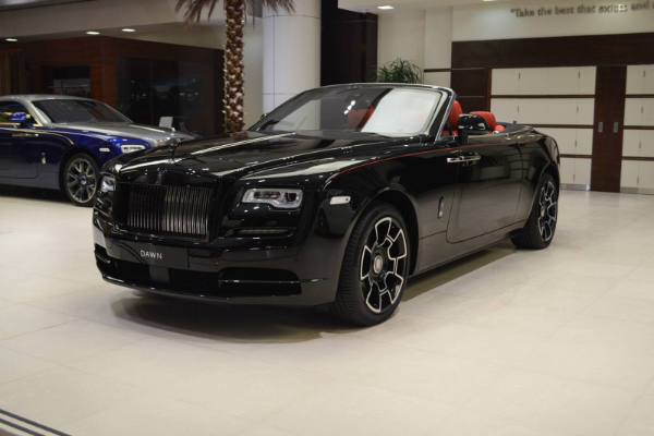 rolls-royce-dawn-predstavlja-tamnu-stranu-luksuza