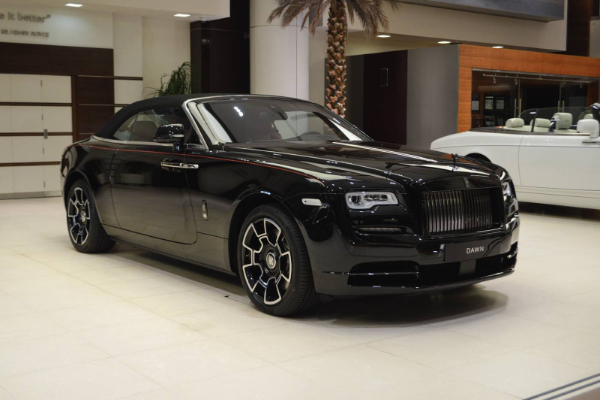 rolls-royce-dawn-predstavlja-tamnu-stranu-luksuza