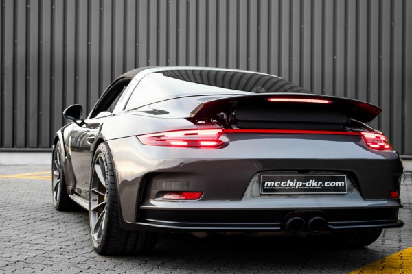 porsche-911-targa-4-gts-kompanije-mcchip-