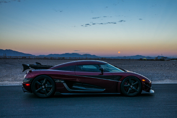 koenigsegg-tvrdi-da-agera-rs-moze-do-483-km-h-