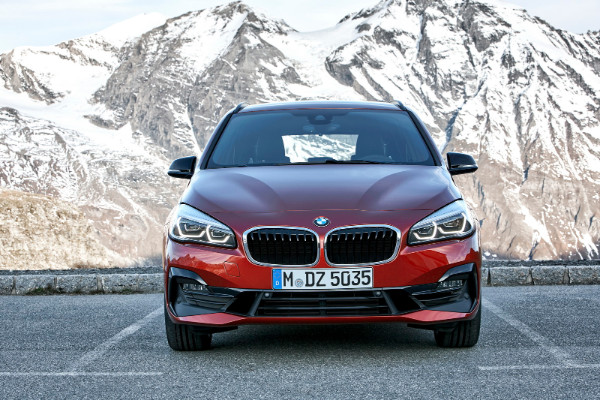 predstavljanje-osvezenih-linija-bmw-2-series-active-i-gran-tourer