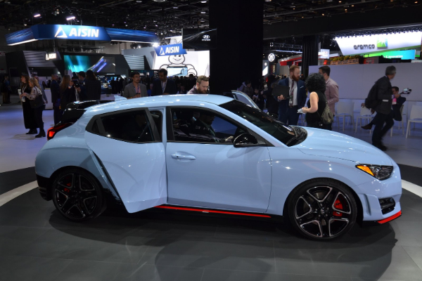 hyundai-veloster-n-dolazi-sa-275-ks-i-napada-ford-st-linije