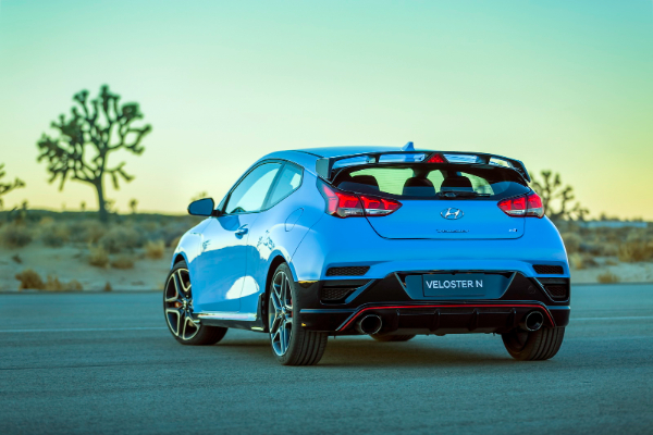 hyundai-veloster-n-dolazi-sa-275-ks-i-napada-ford-st-linije