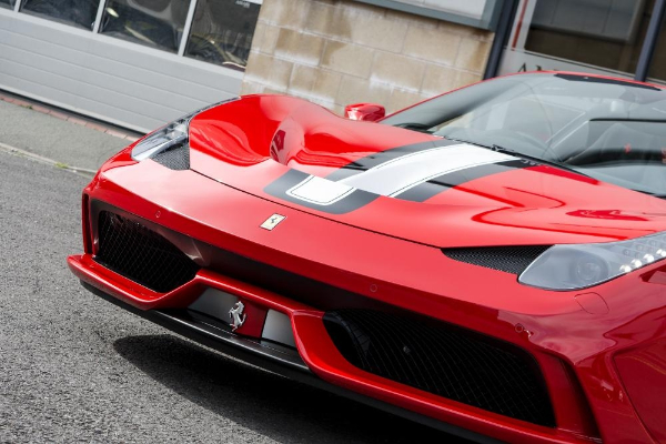 jedva-vozeni-ferrari-458-speciale-aperta-