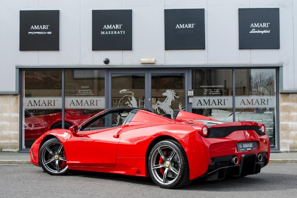 jedva-vozeni-ferrari-458-speciale-aperta-