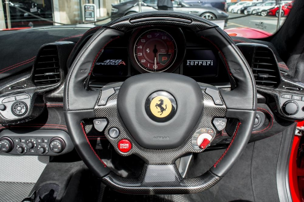 jedva-vozeni-ferrari-458-speciale-aperta-