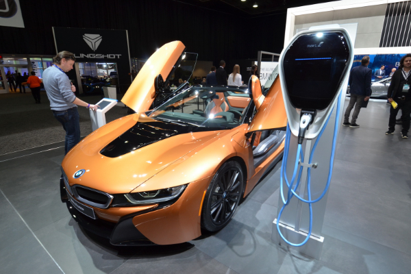 novi-bmw-i8-roadster-na-sajmu-u-detroitu