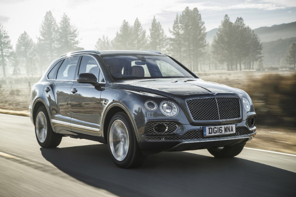 2019-bentley-bentayga-v8-dolazi-sa-550-ks