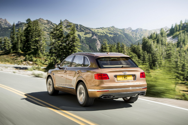 2019-bentley-bentayga-v8-dolazi-sa-550-ks