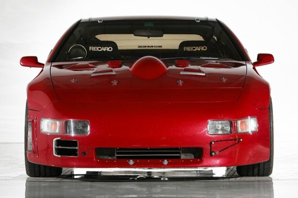 brzi-od-bugatti-modela-nissan-300zx-